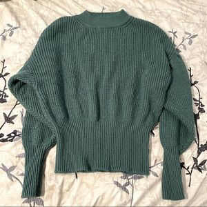 Woman’s Green Crew Neck Sweater Top